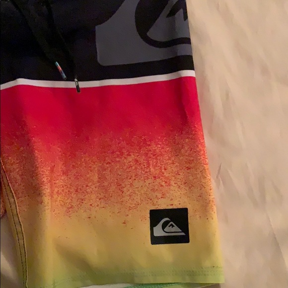 Quicksilver Trunks - Picture 3 of 6